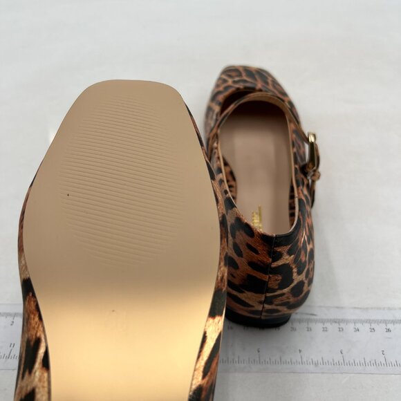 Leopard Print Women's Flats - Picture 6 of 8